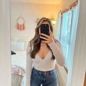 Forever 21 Cream V-Neck Long Sleeve Top